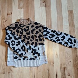 Nine West Turtleneck Sweater Cheetah Print - L -